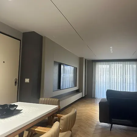 Zuna Holiday home *