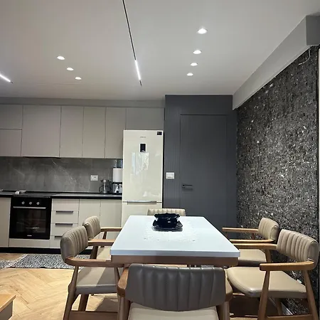 Zuna Holiday home *